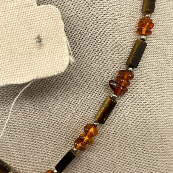 Vintage Adjustable Tiger's Eye Necklace with Sterling Silver Chain - Picture 15 of 16